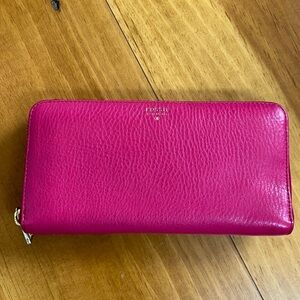 Fossil Issue No 1954 Zip Wallet - Hot Pink